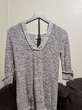 Roxy Marled Gray V-Neck Knit Sweater